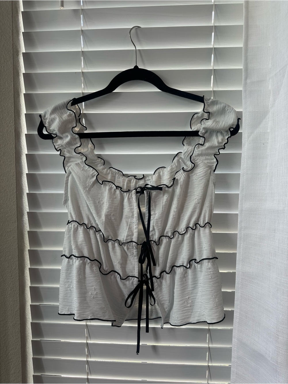 iris White Ruffle Tie-Front Camisole with Black Trim